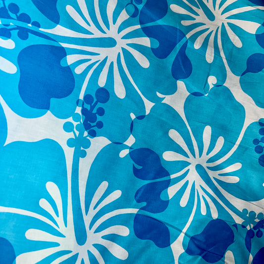 Tropical Blue – 100% Cotton Island Fabric (1Y)